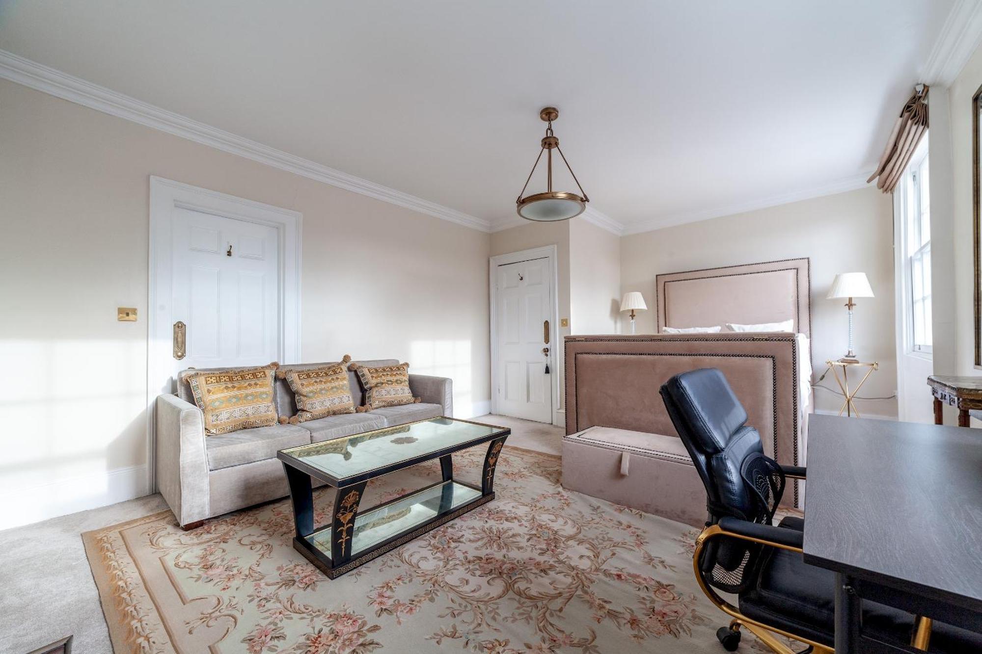 The New Cross Premier Rooms London Exterior photo