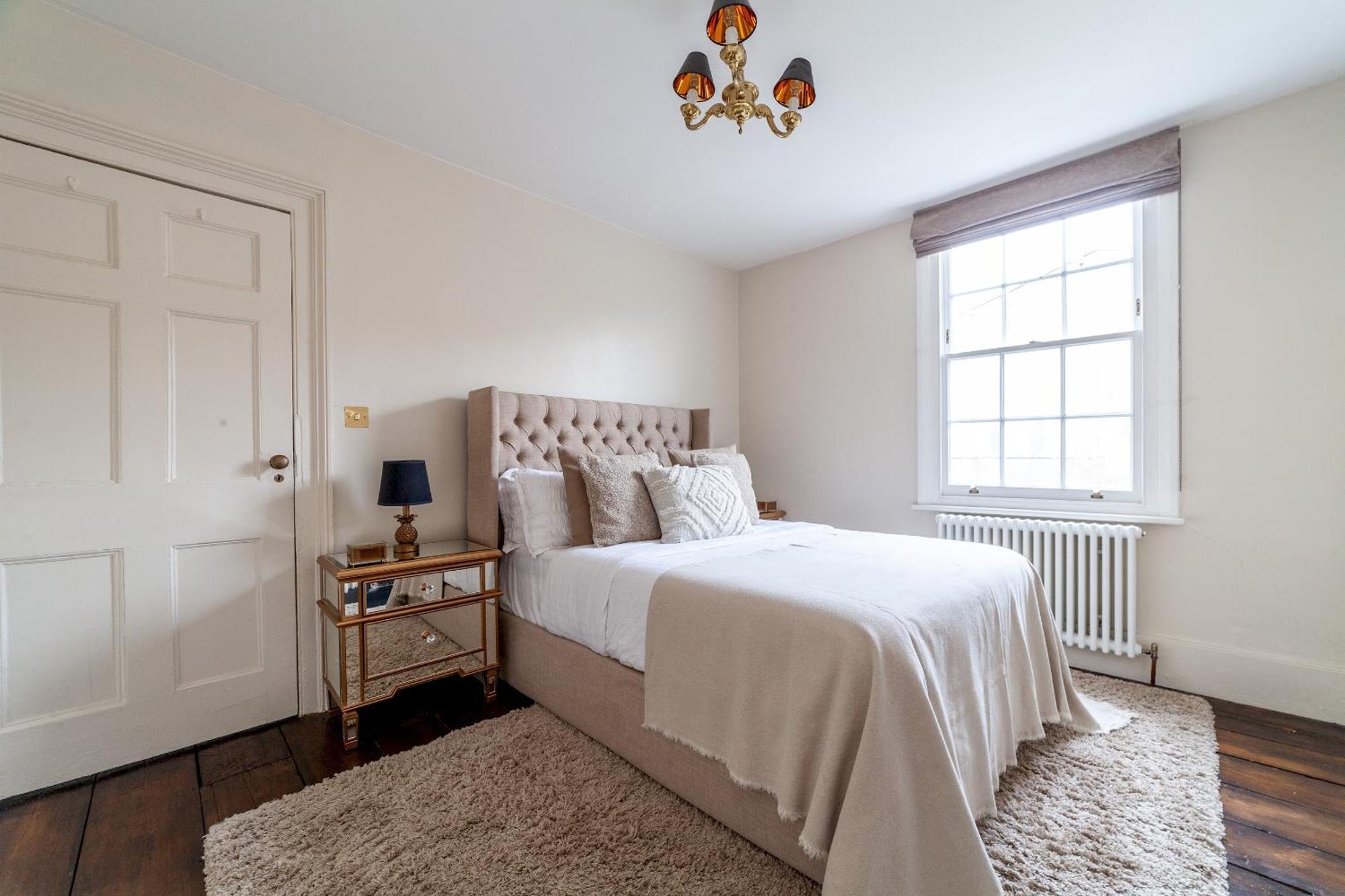 The New Cross Premier Rooms London Exterior photo