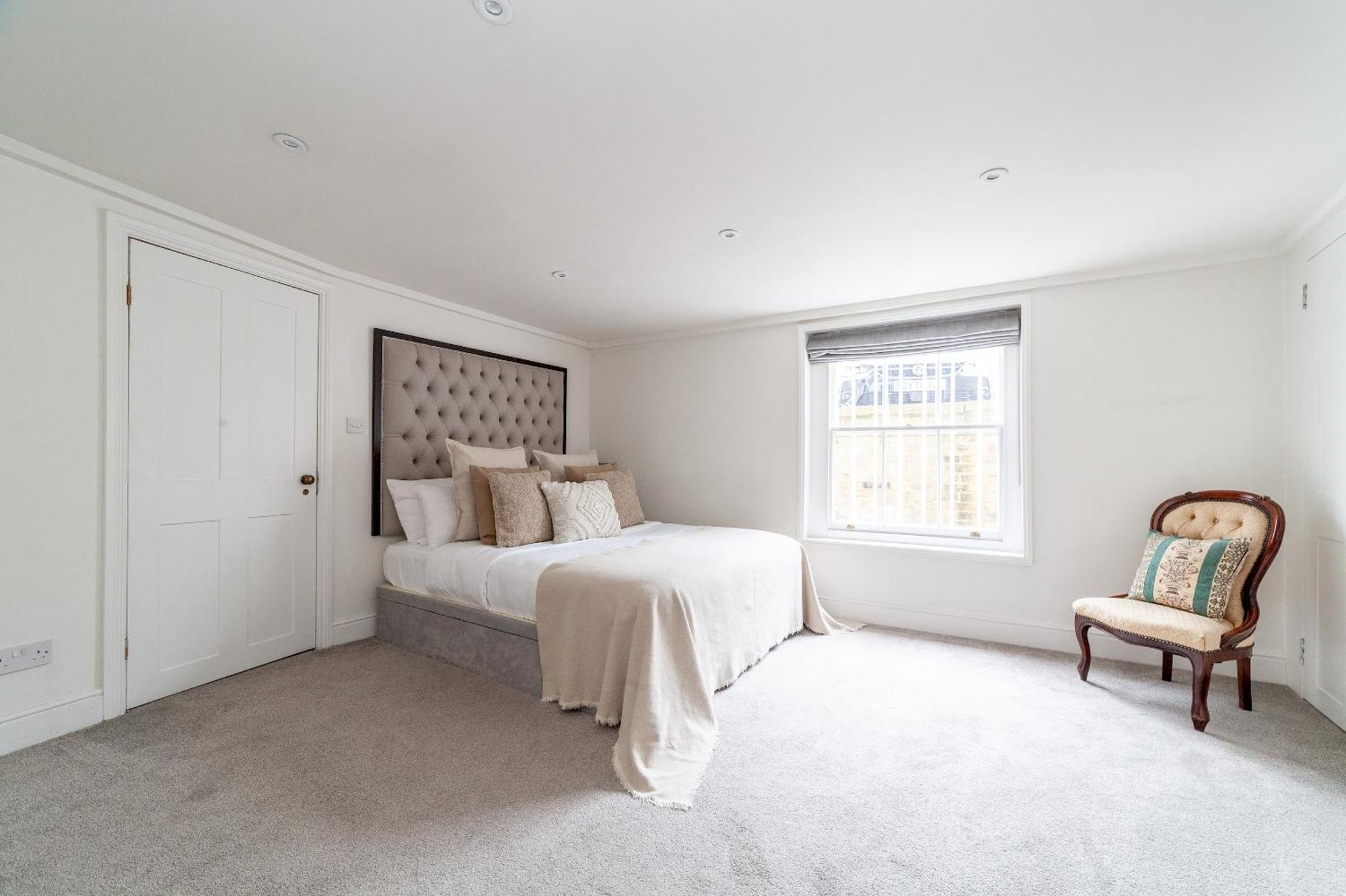 The New Cross Premier Rooms London Exterior photo